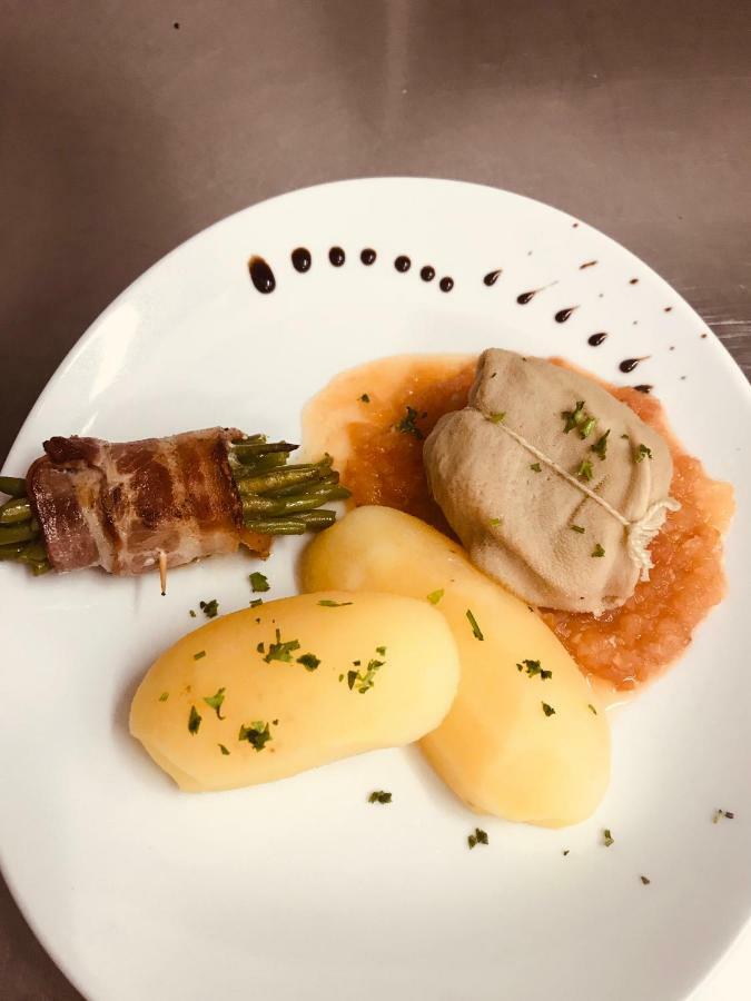 Hotel Restaurant L'Agapanthe 蓬德萨拉尔 外观 照片